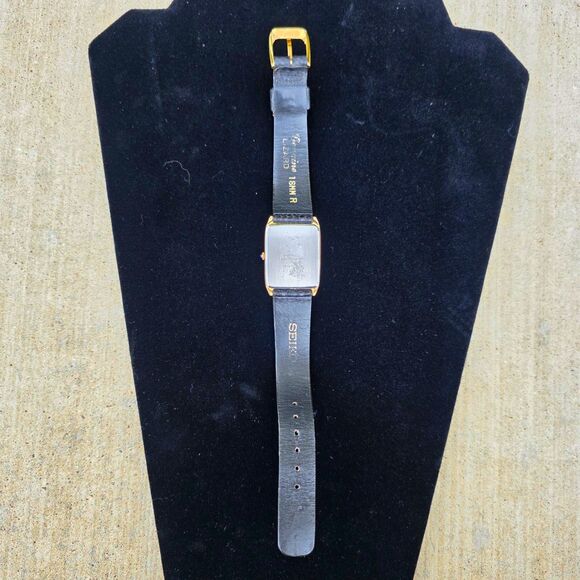 Seiko Mens Watch 18mm Black Gold Tone Diamonds Leather 5930-5409 Needs Battery main image 6